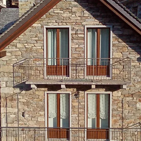 Iris Διαμέρισμα *